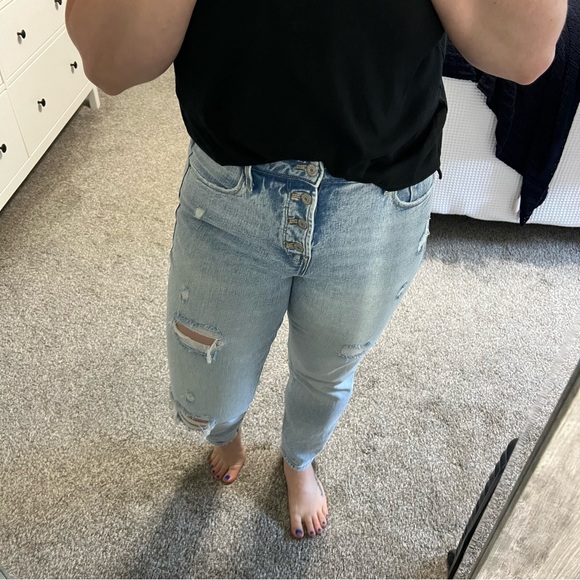 Old Navy Jeans | High Rise, Slim Straight - Picture 4 of 8
